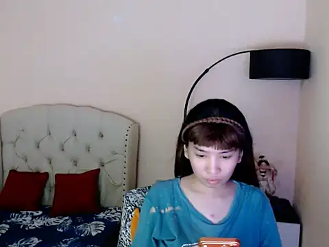 ShantalFoxxy  online show from July 2026 02:15:02 AM