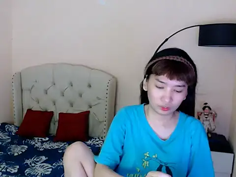 ShantalFoxxy  online show from July 2026 01:25:01 AM