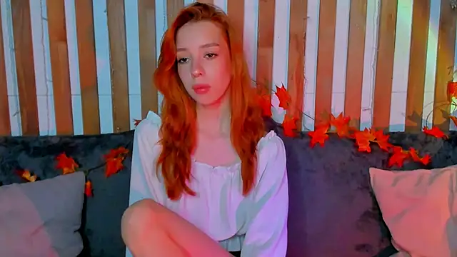 Lori Williams online show from November 2025 01:05:02 AM