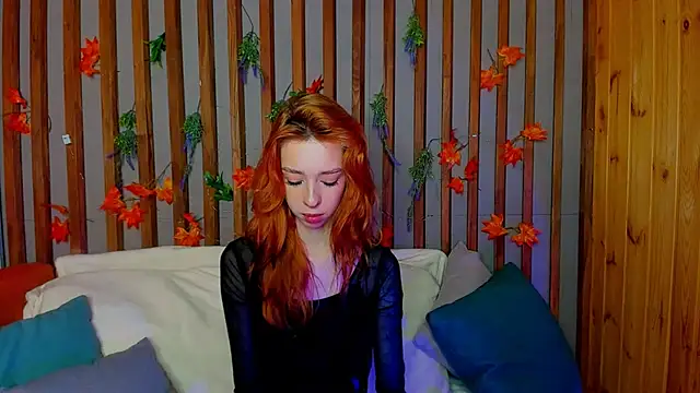 Lori Williams online show from December 2025 01:04:02 AM