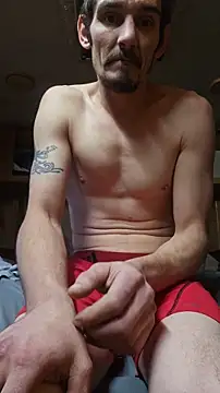 mike42088 online show from December 2025 01:09:01 PM