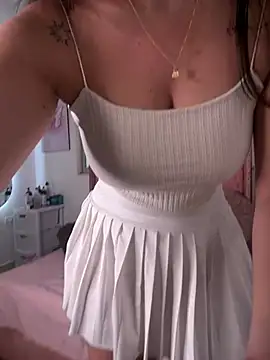 salomecute21 online show from August 2026 11:37:01 AM