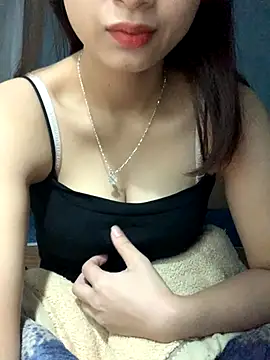 Snapshot of Chau_love69 chatting on October 2025 02:55:02 AM Chau love69 online show from October 2025 02:55:02 AM