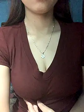 Snapshot of Chau_love69 chatting on November 2025 02:34:01 AM Chau love69 online show from November 2025 02:34:01 AM