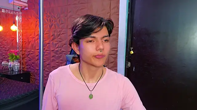 alandelrey57 online show from September 2025 04:46:02 AM