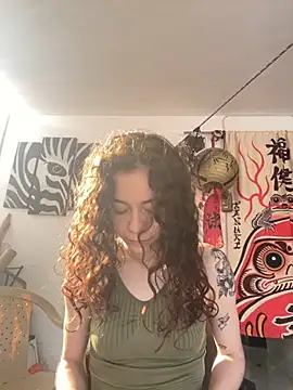 RavennMoonn online show from October 2025 12:41:02 PM