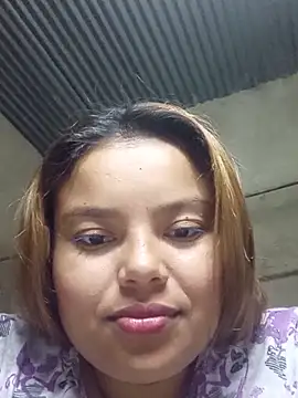 Sharlot-19 online show from May 2026 02:35:01 PM