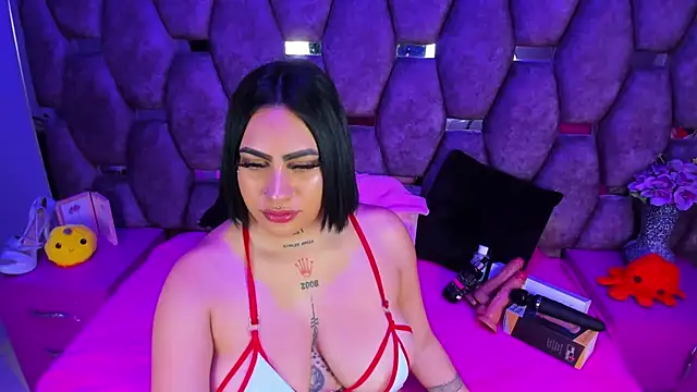 Snapshot of nikky_latin chatting on October 2025 03:48:02 AM nikky latin online show from October 2025 03:48:02 AM