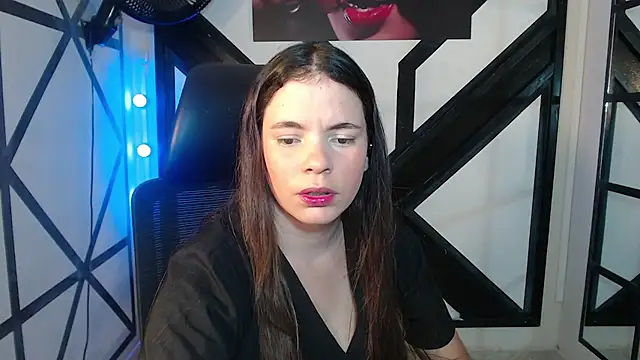 maira tf online show from June 2026 07:01:02 PM