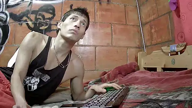 alexandercruz online show from July 2026 10:27:01 PM