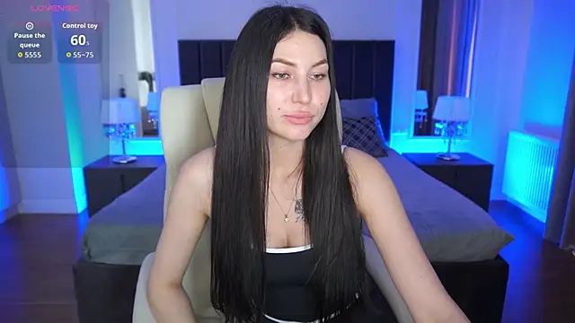EliseVelour online show from May 2026 12:45:02 PM