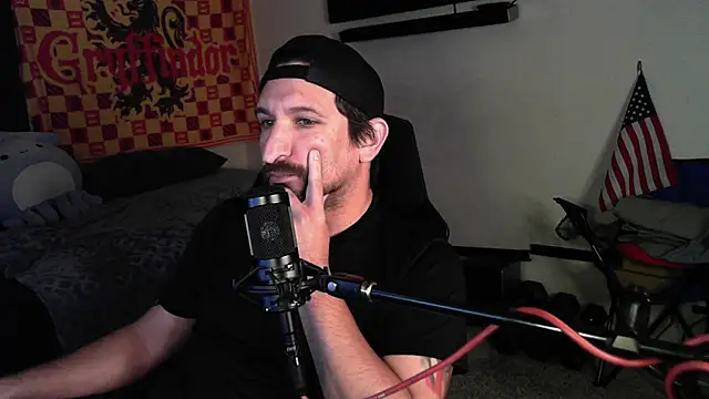 DevilPup75  online show from September 2025 10:42:01 AM