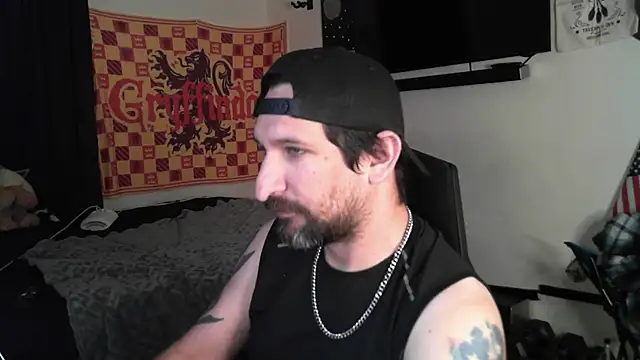 DevilPup75  online show from October 2025 12:32:01 AM