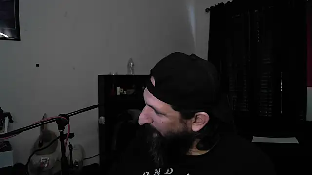 DevilPup75  online show from May 2026 04:04:02 PM