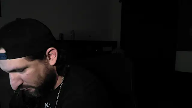 DevilPup75  online show from May 2026 10:33:02 AM