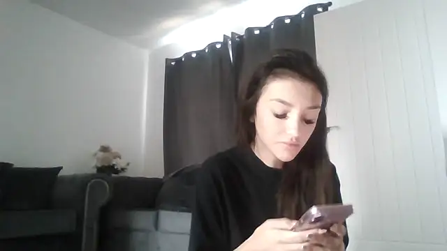 Snapshot of naughtybella05 chatting on October 2025 10:58:02 AM naughtybella05 online show from October 2025 10:58:02 AM