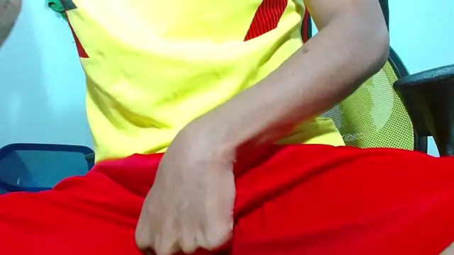 skinny23cm online show from February 2026 07:44:02 PM