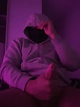 julien 34 online show from March 2026 05:49:02 PM