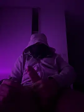 julien 34 online show from March 2026 09:07:02 PM