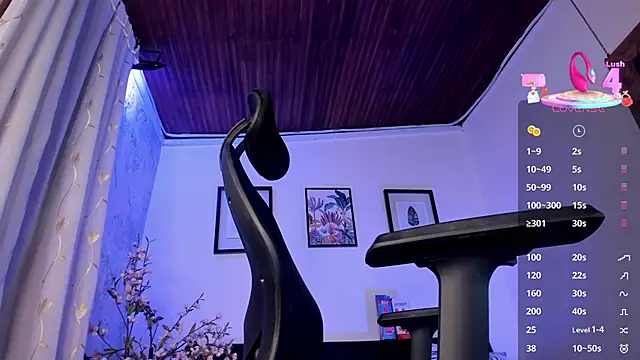 tyler jones  online show from September 2025 04:25:01 AM