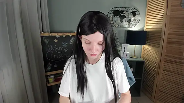 Madelaineses online show from December 2025 08:42:02 AM