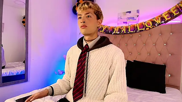 OzorioDany online show from October 2025 03:50:01 AM