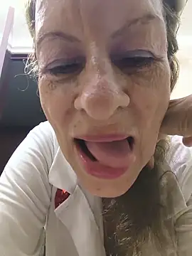 MaryeLunna online show from May 2026 11:11:02 PM