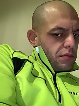 Snapshot of milenski74 chatting on February 2026 11:36:01 PM milenski74 online show from February 2026 11:36:01 PM