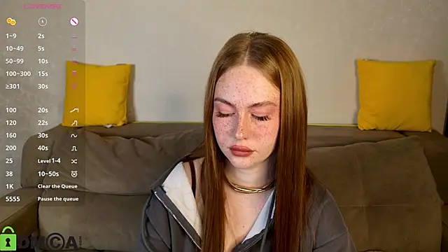 Roxy Sunnny online show from October 2025 09:32:01 AM