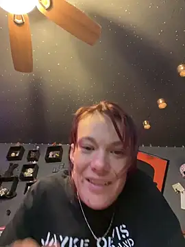 bratlipss online show from March 2026 06:28:01 AM