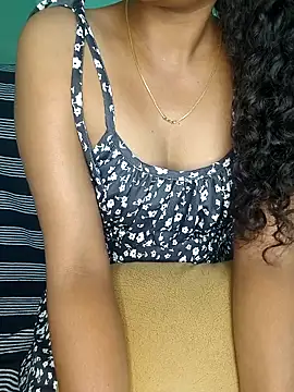 Snapshot of Tamilpallavi chatting on September 2025 04:19:01 PM Tamilpallavi online show from September 2025 04:19:01 PM