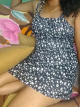 Snapshot of Tamilpallavi chatting on October 2025 01:39:02 PM Tamilpallavi online show from October 2025 01:39:02 PM