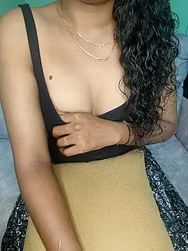 Snapshot of Tamilpallavi chatting on October 2025 01:27:01 AM Tamilpallavi online show from October 2025 01:27:01 AM