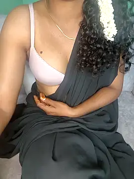 Snapshot of Tamilpallavi chatting on October 2025 04:29:01 PM Tamilpallavi online show from October 2025 04:29:01 PM