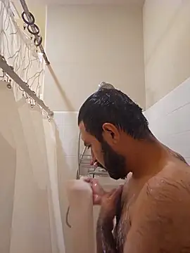 Snapshot of Lb228w chatting on November 2025 05:23:02 AM Lb228w online show from November 2025 05:23:02 AM