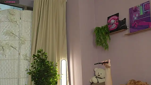 Miya Nelson online show from November 2025 04:23:02 AM