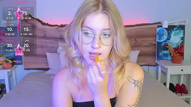 Nerissa xo online show from September 2025 07:37:02 PM