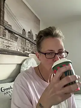 Curvy-Jinx online show from February 2026 08:22:02 AM