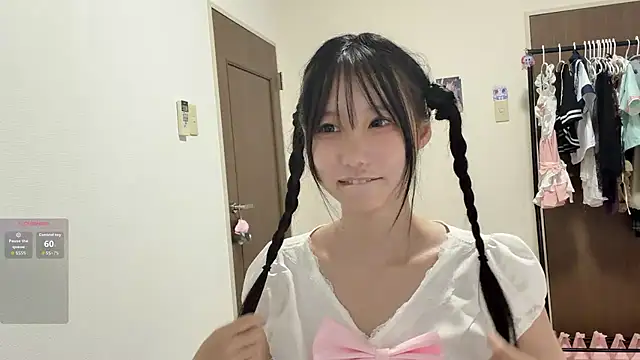 xiaoxia baby online show from August 2026 01:09:02 PM