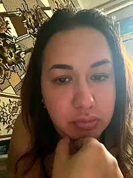 Snapshot of MelissaWeorau chatting on September 2025 09:42:02 AM MelissaWeorau online show from September 2025 09:42:02 AM