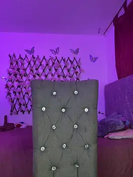 Dominic Schmit01 online show from October 2025 01:15:02 AM