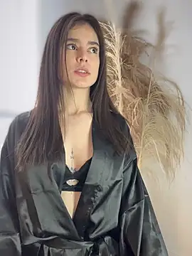 Snapshot of Sofi_Leal chatting on November 2025 11:33:01 AM Sofi Leal online show from November 2025 11:33:01 AM