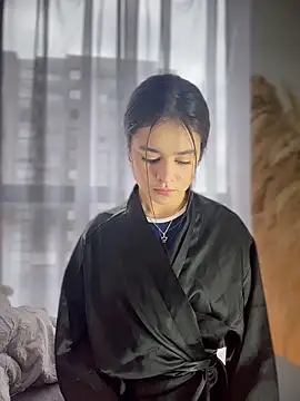 Sofi Leal online show from March 2026 12:23:02 PM