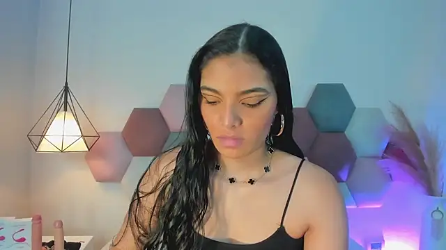 LunaAspen  online show from October 2025 05:54:02 PM