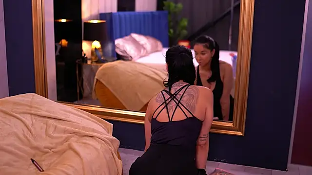 FrancescaDante online show from April 2026 07:04:01 AM
