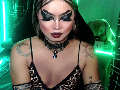 xxXMissCessXxx online show from August 2026 04:21:02 PM