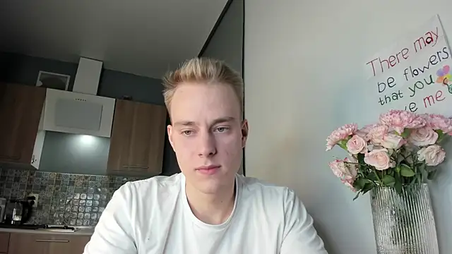 Snapshot of Kevin_Young_Cat chatting on October 2025 04:05:01 PM Kevin Young Cat online show from October 2025 04:05:01 PM