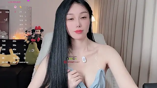 Xiatian520  online show from February 2026 07:23:02 PM