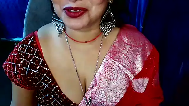 QUEEN SAKHI- online show from May 2026 06:48:01 PM
