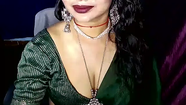 QUEEN SAKHI- online show from July 2026 04:40:01 PM